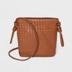 Hand loom Crossbody Bag Universal Thread Brown